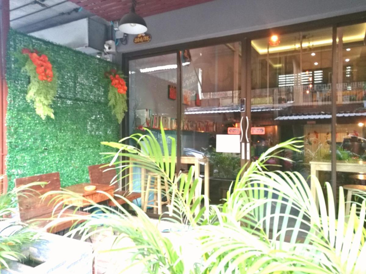 Phobphan Hostel Bangkok Exterior foto